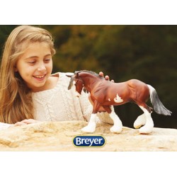 Breyer Traditional 1:9 - Racing Stars Frankel
